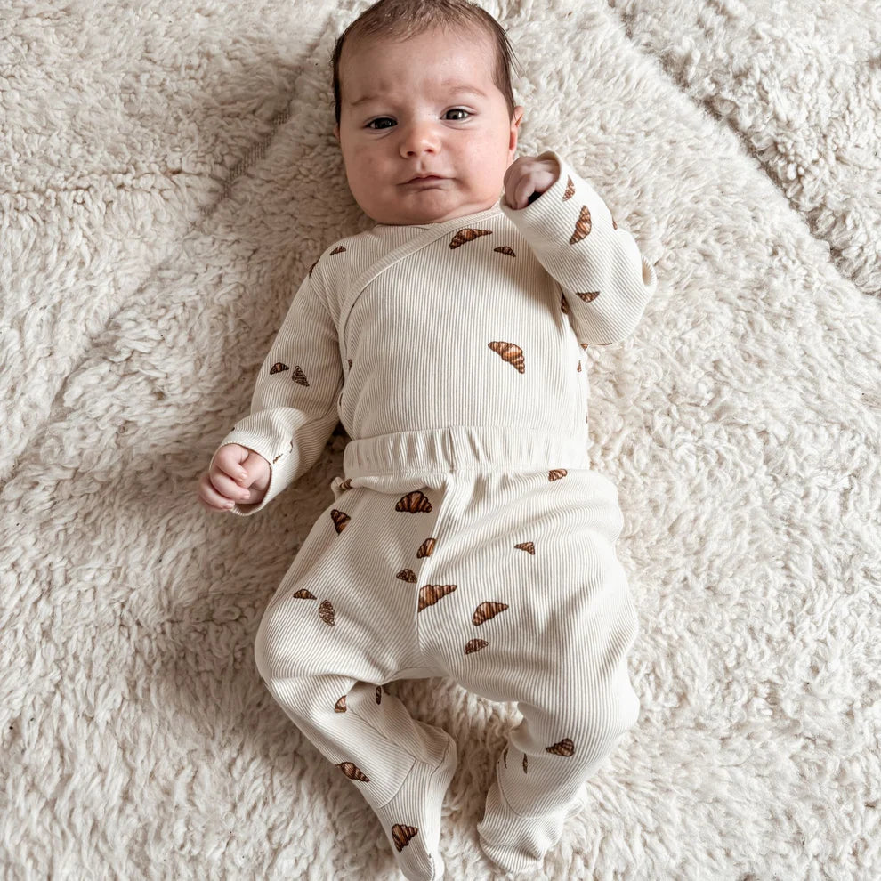 VACVAC Mini Croissant Pants w. feet image 2