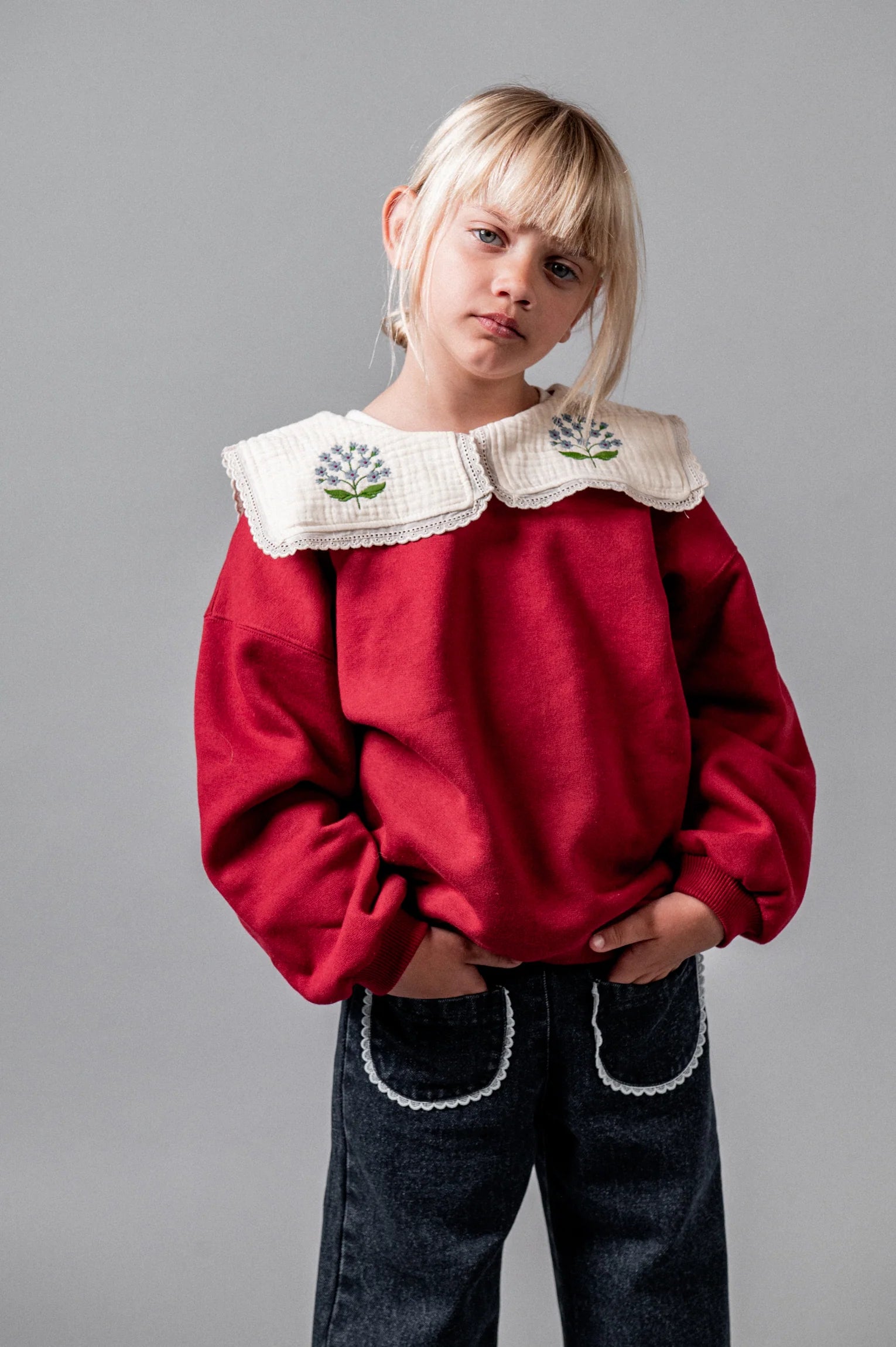 Cherry embroidered collar sweatshirt
