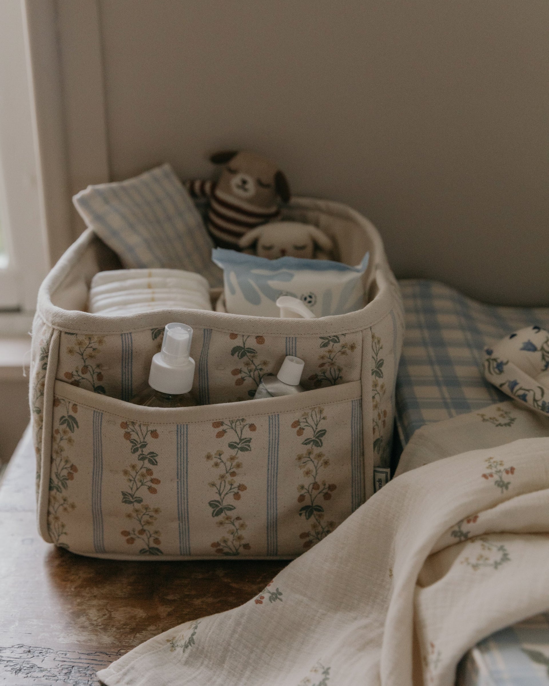 Diaper Caddy Strawberry Garland