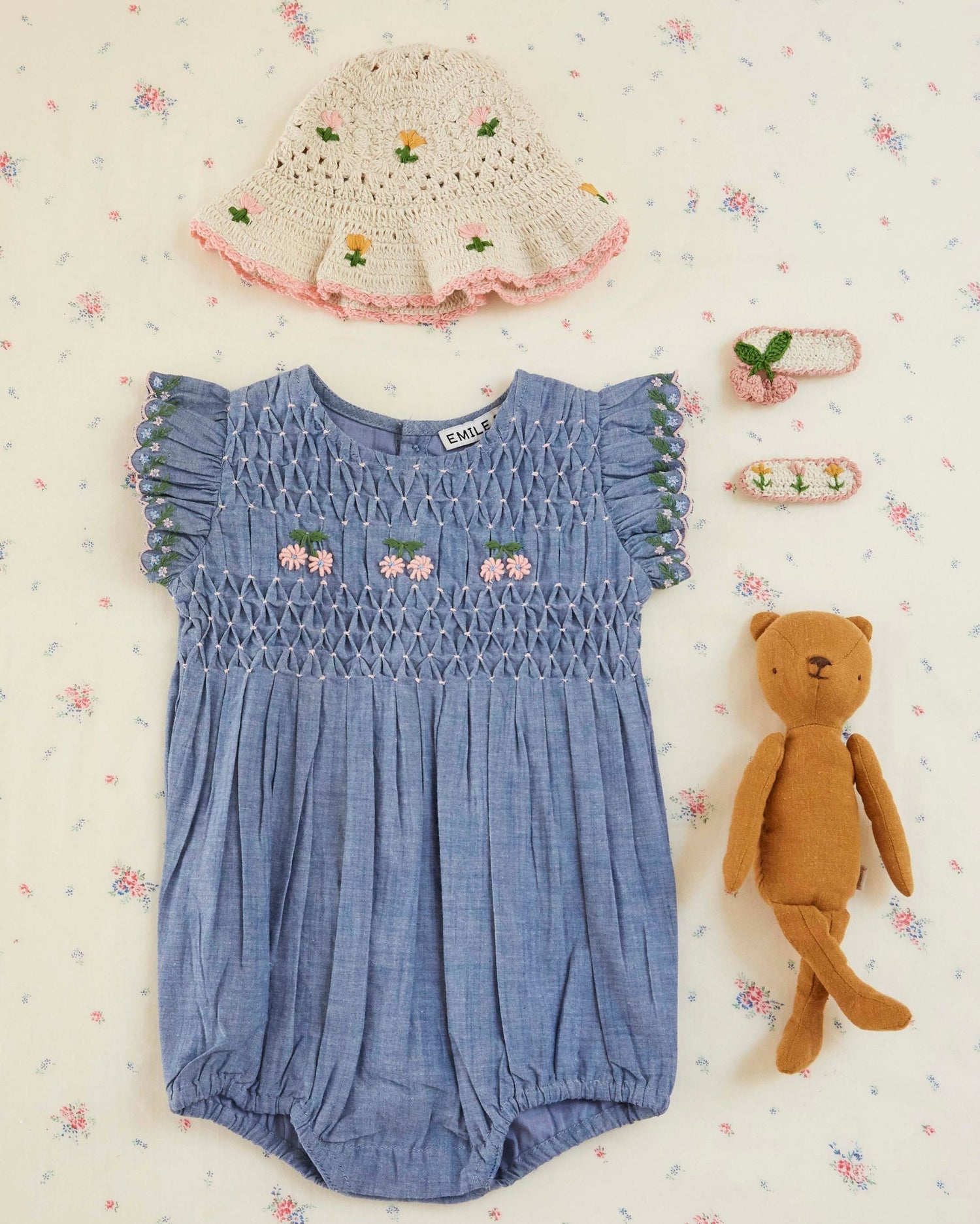 Combibloomer Embroidered smocked chambray