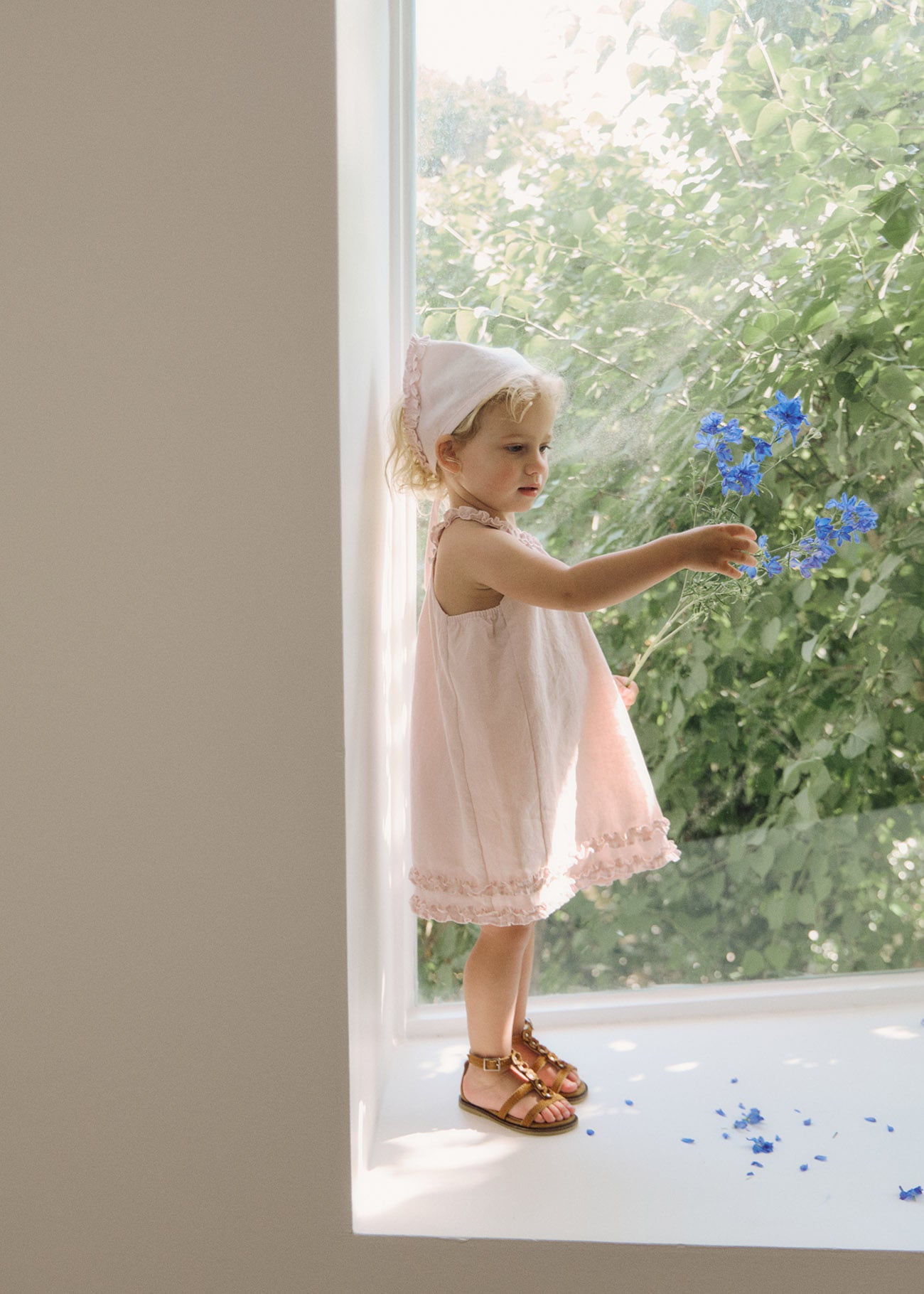 linen frill ops pink (with headscarf)