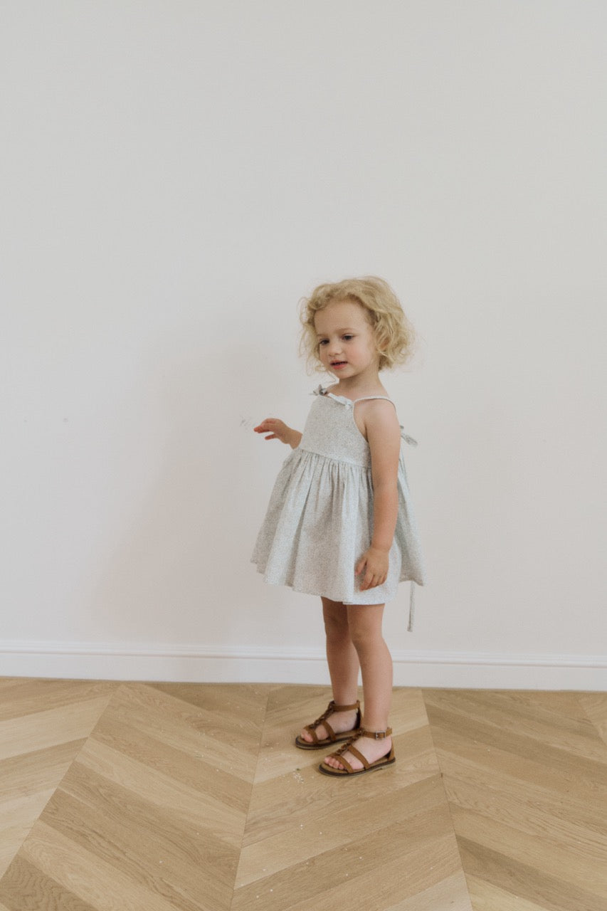 ribbon petit ops flower