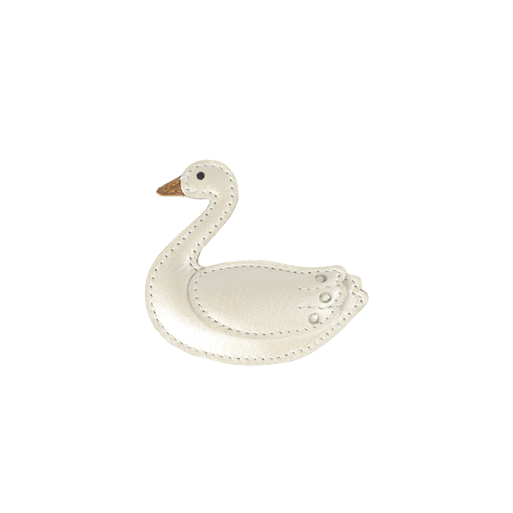 Chiem Clip | Swan Off White Metallic Leather