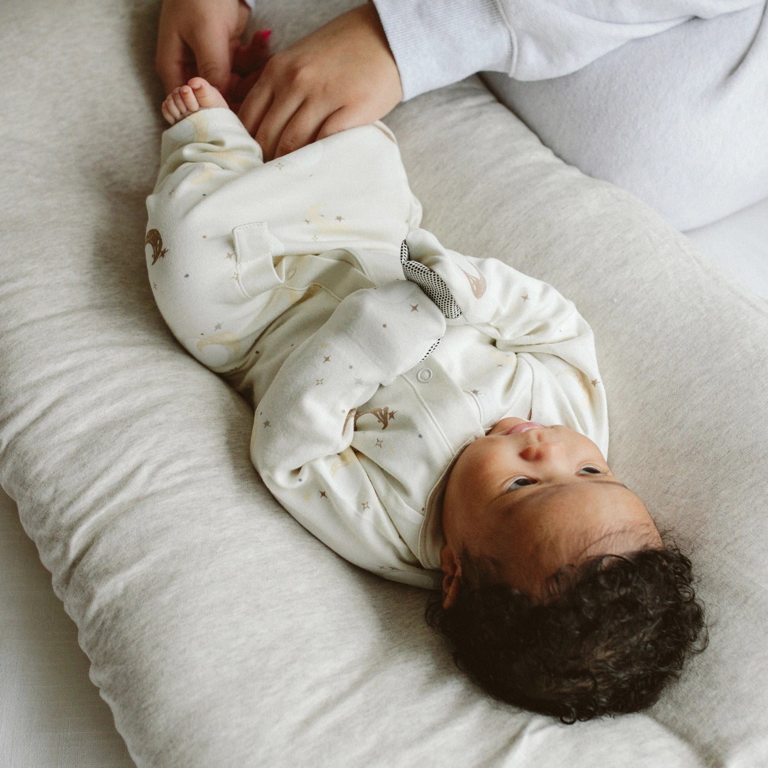 goumikids 24 Hour Convertible Sleeper Baby Gown - Luna image 3