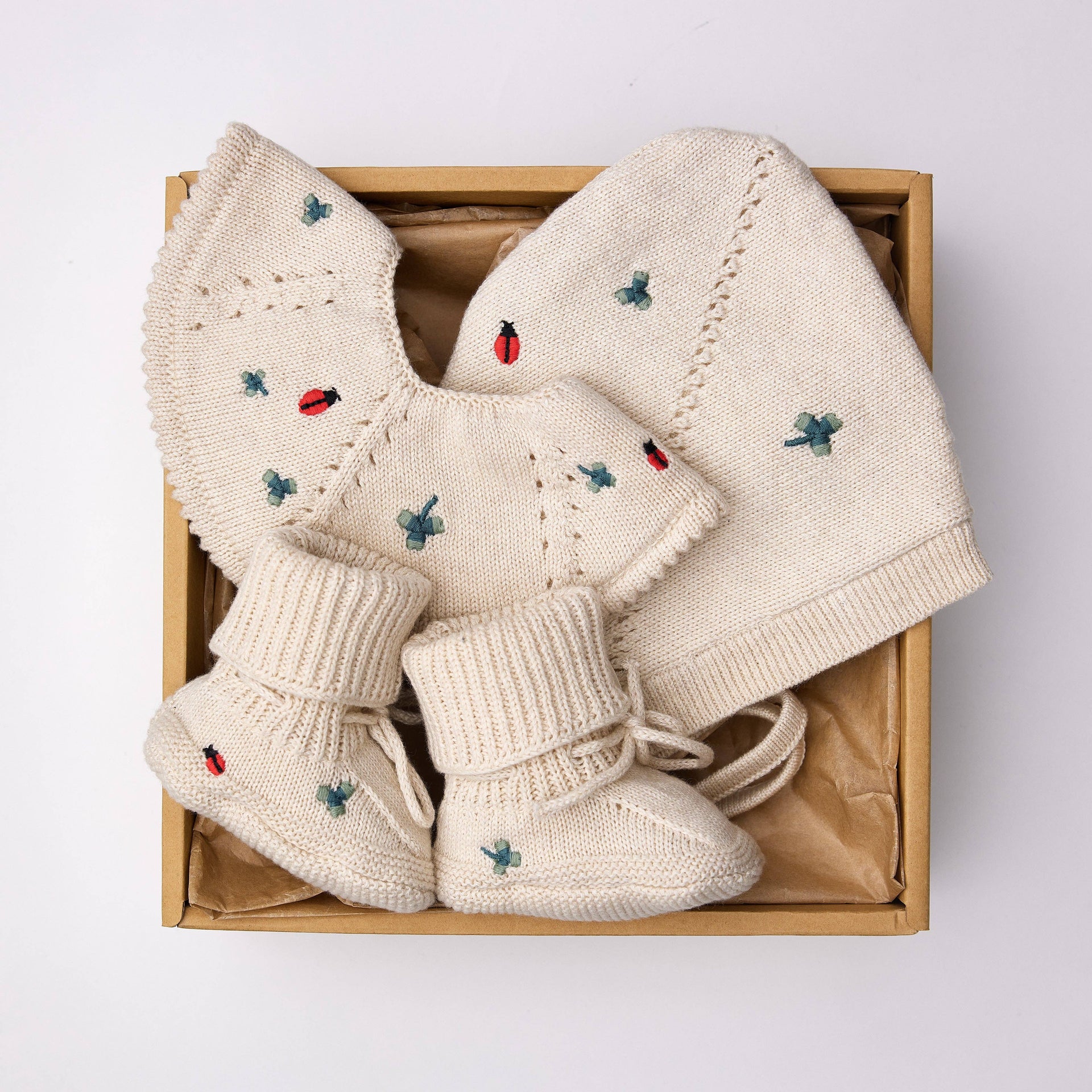 Baby Gift Box - Embroidered Wonder - Cream