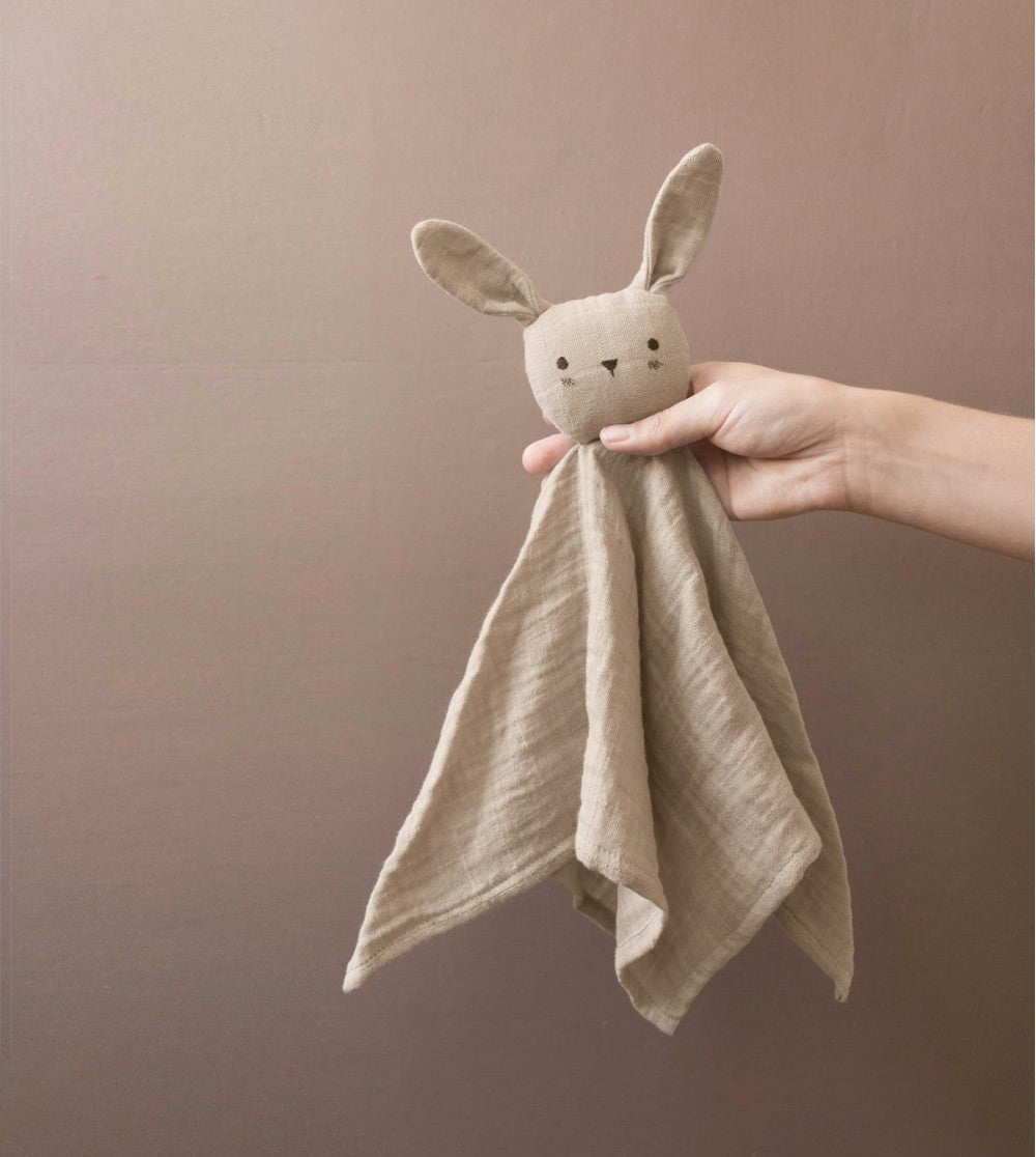 Main Sauvage Cuddle cloth | bunny sand image 1