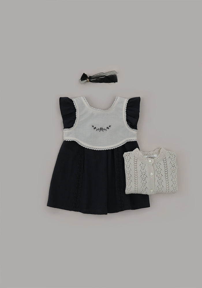 Baby Minette Bib