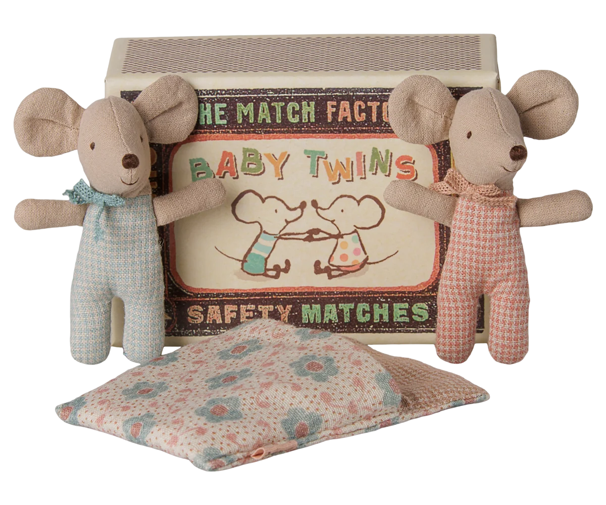 Twins, Baby mice in matchbox - Checker