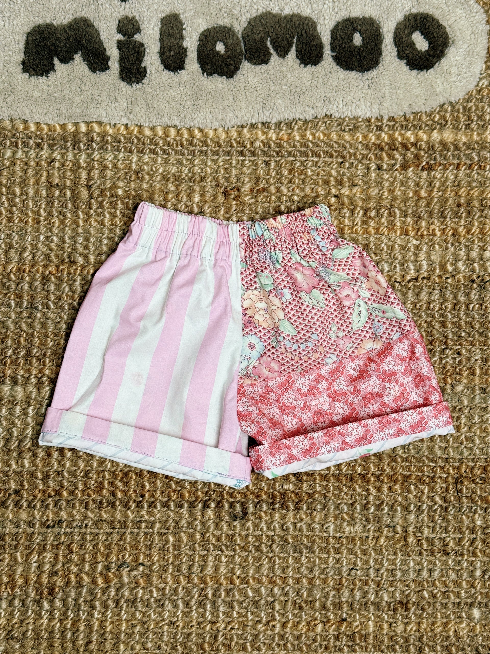 Mmoody Shorts : 2T