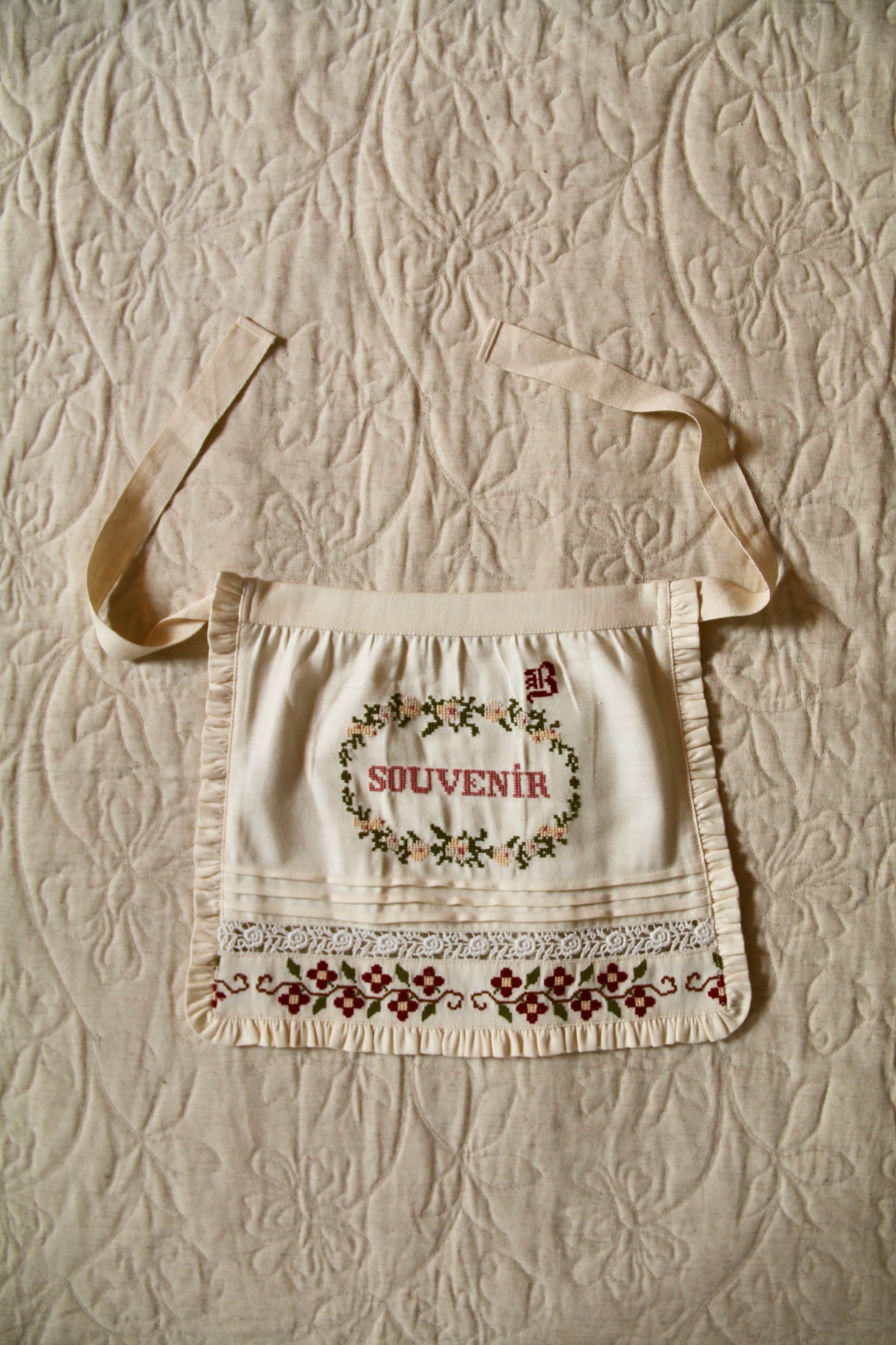 Apron with multi color embIvory denim