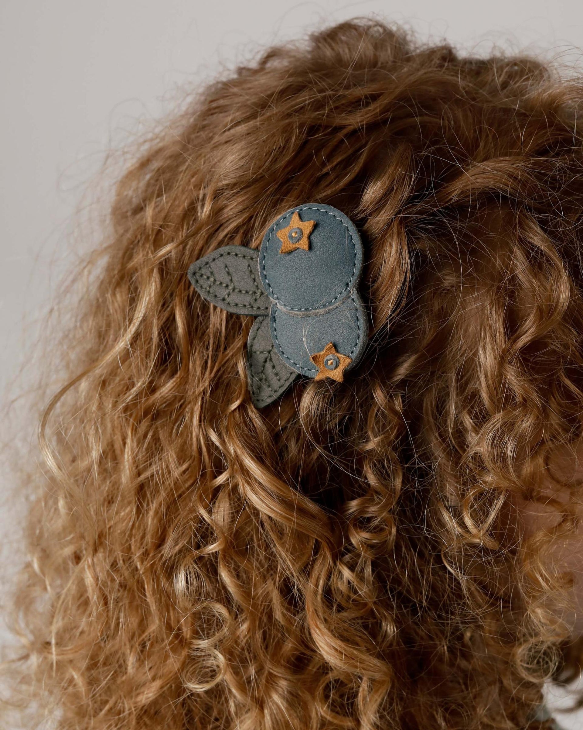 Donsje Nanoe Fruit Hairclip | Blueberry image 1