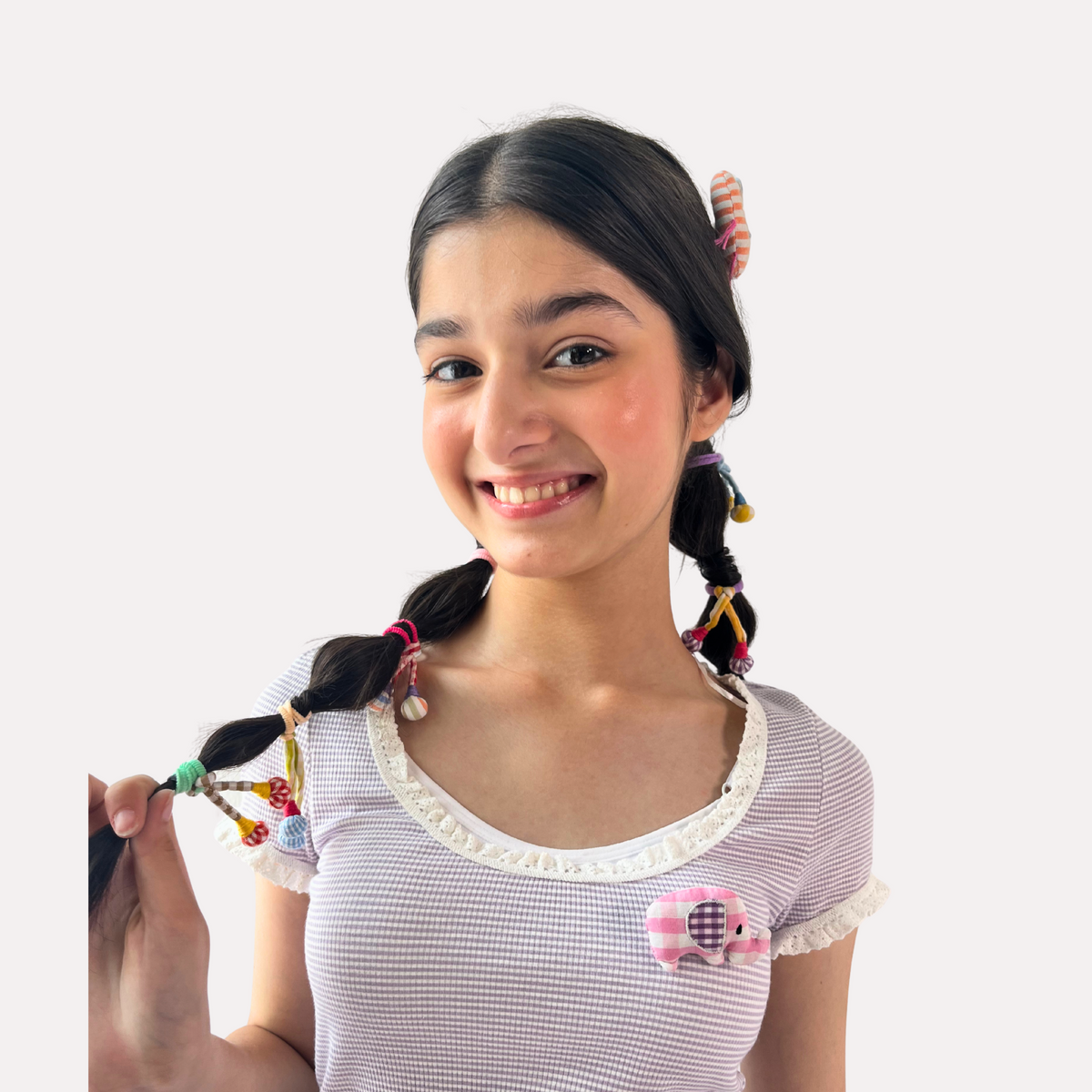 Ellie Brooch -Puff