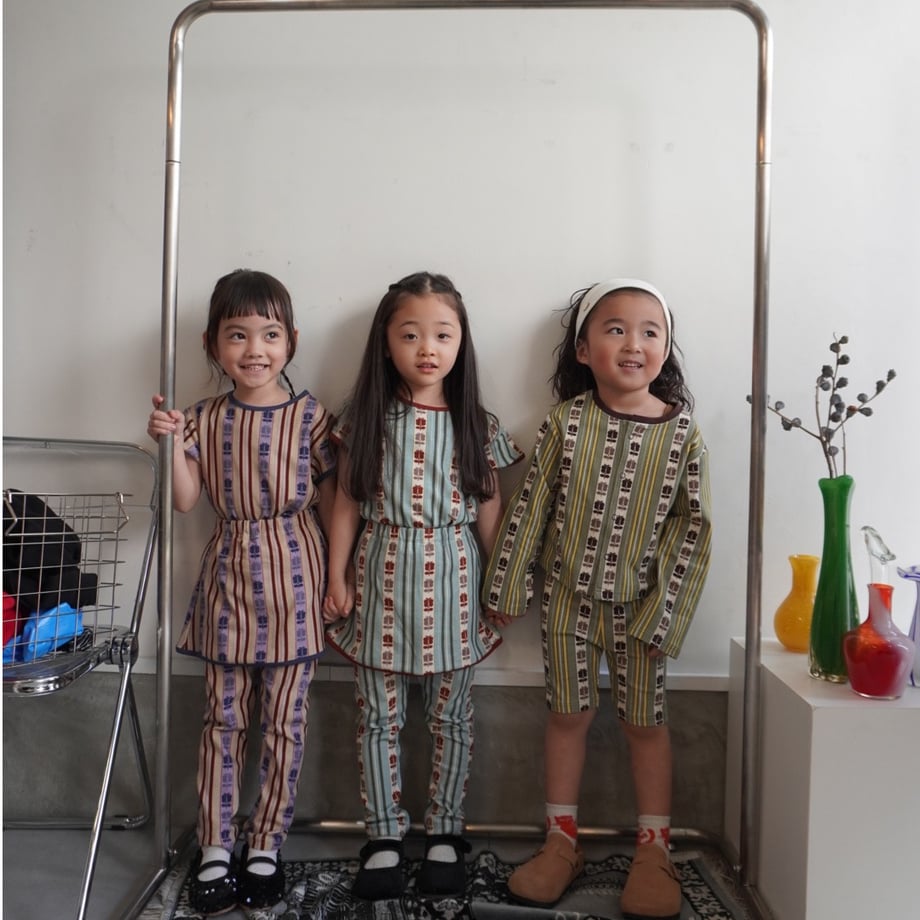 𝙧𝙚𝙩𝙧𝙤 𝙨𝙩𝙧𝙞𝙥𝙚 𝙘𝙖𝙧𝙙𝙞𝙜𝙖𝙣