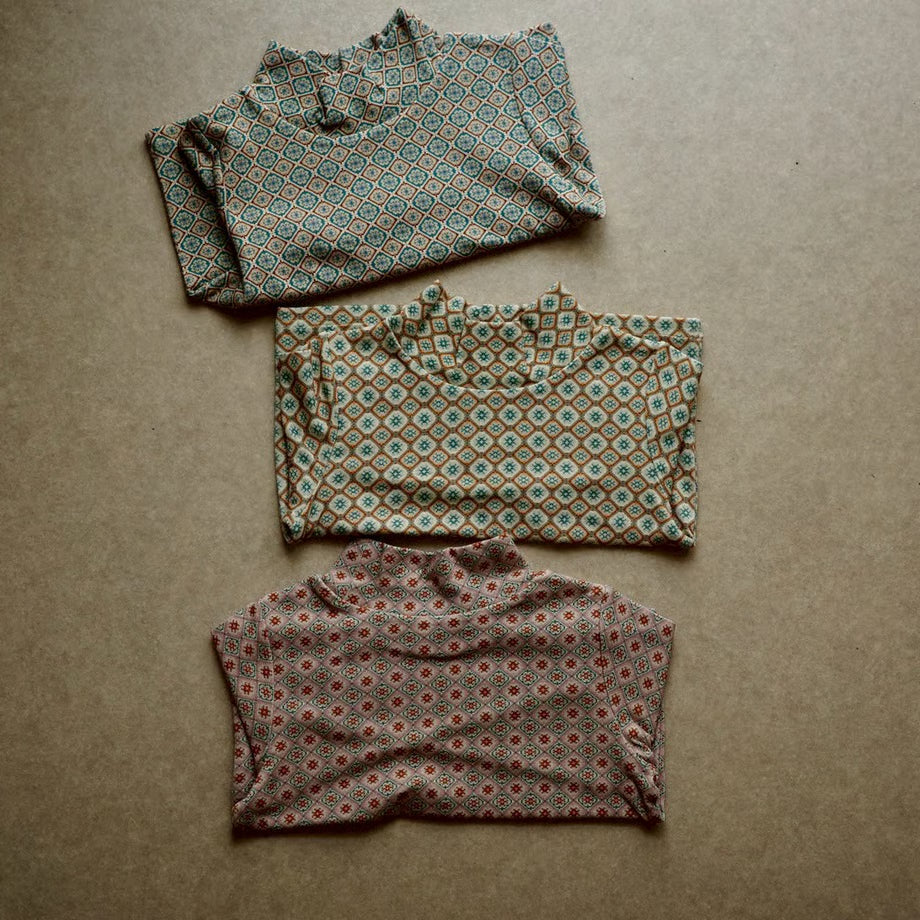 Pixel Art High Neck T-Shirts / 3 colors